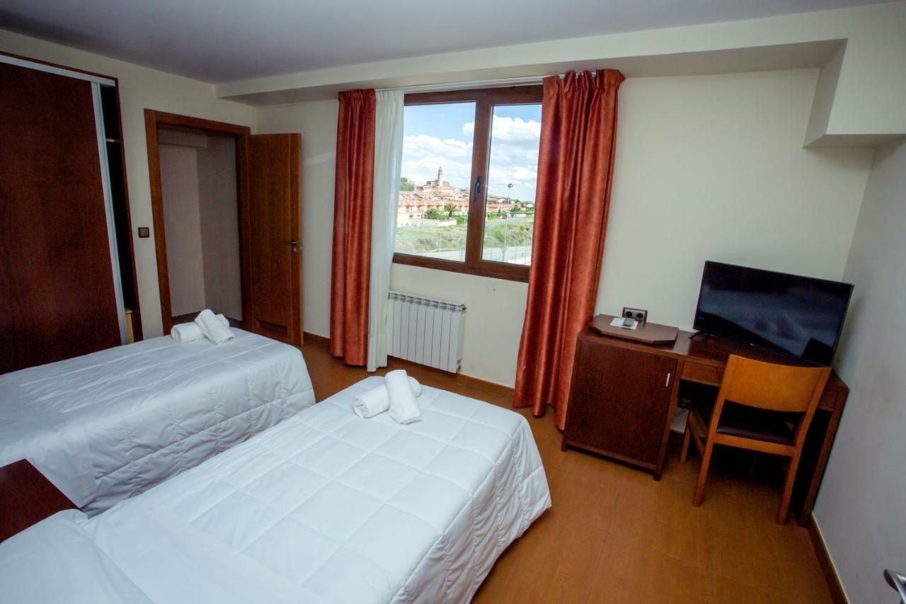 Hotel Villa De Cárcar מראה חיצוני תמונה