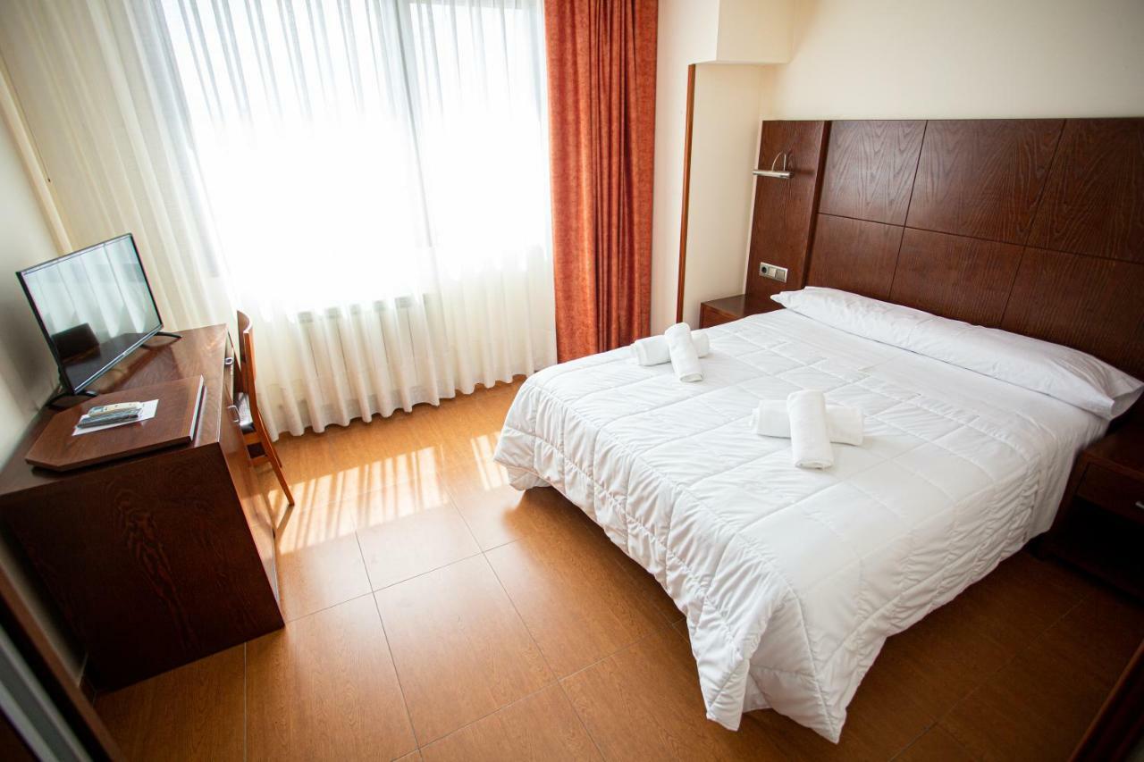 Hotel Villa De Cárcar מראה חיצוני תמונה